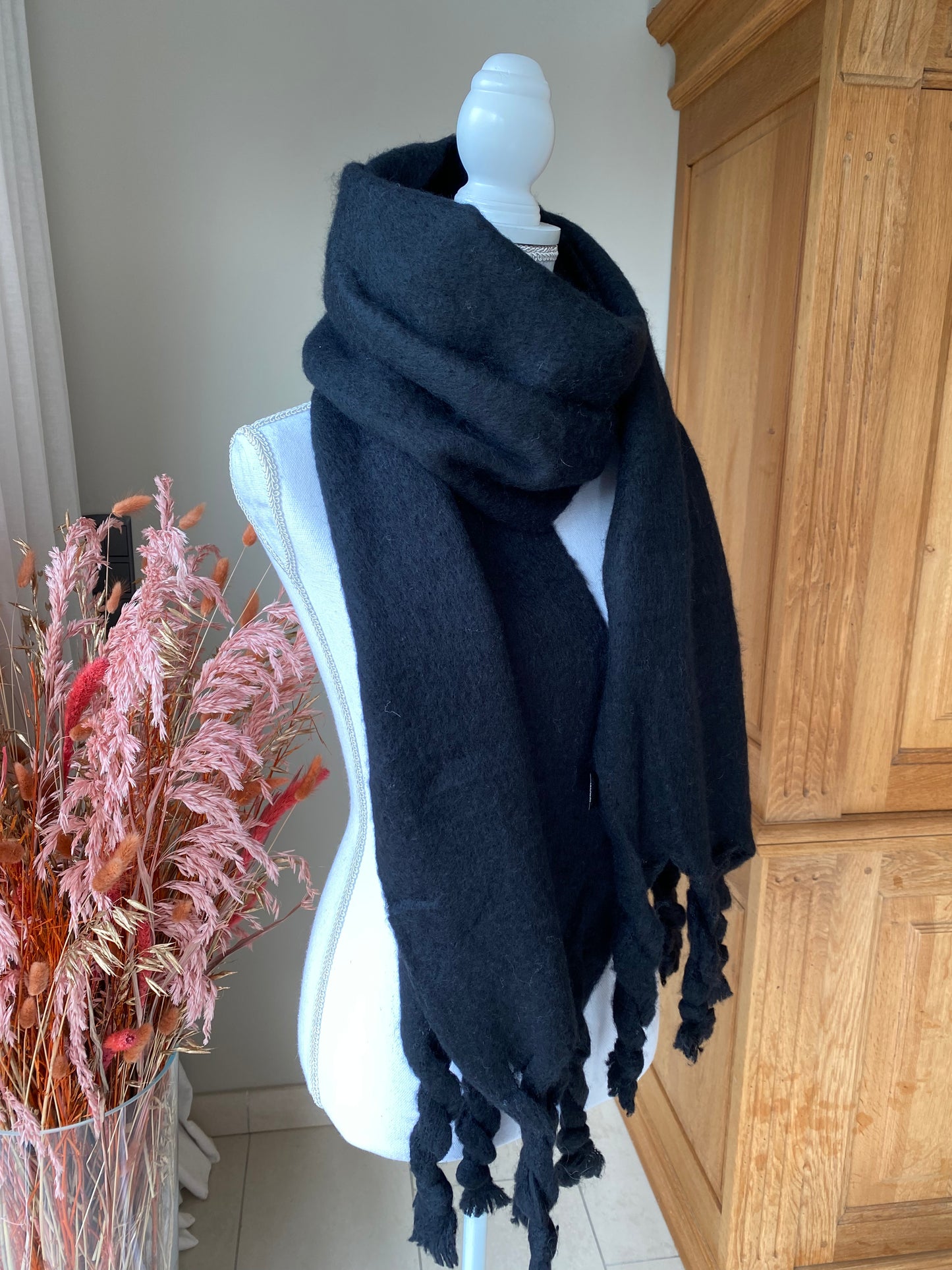 VALERIE scarf black