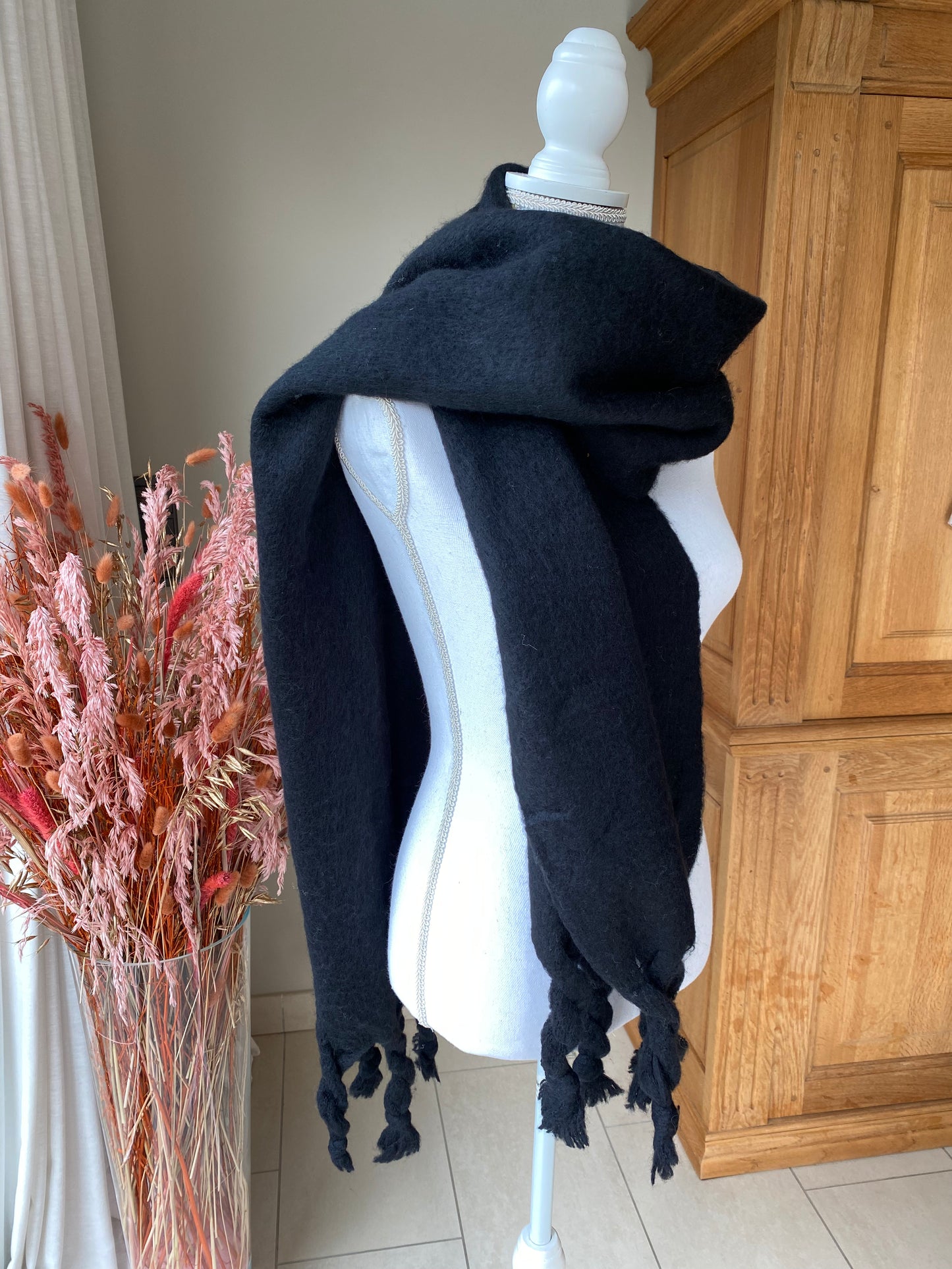 VALERIE scarf black