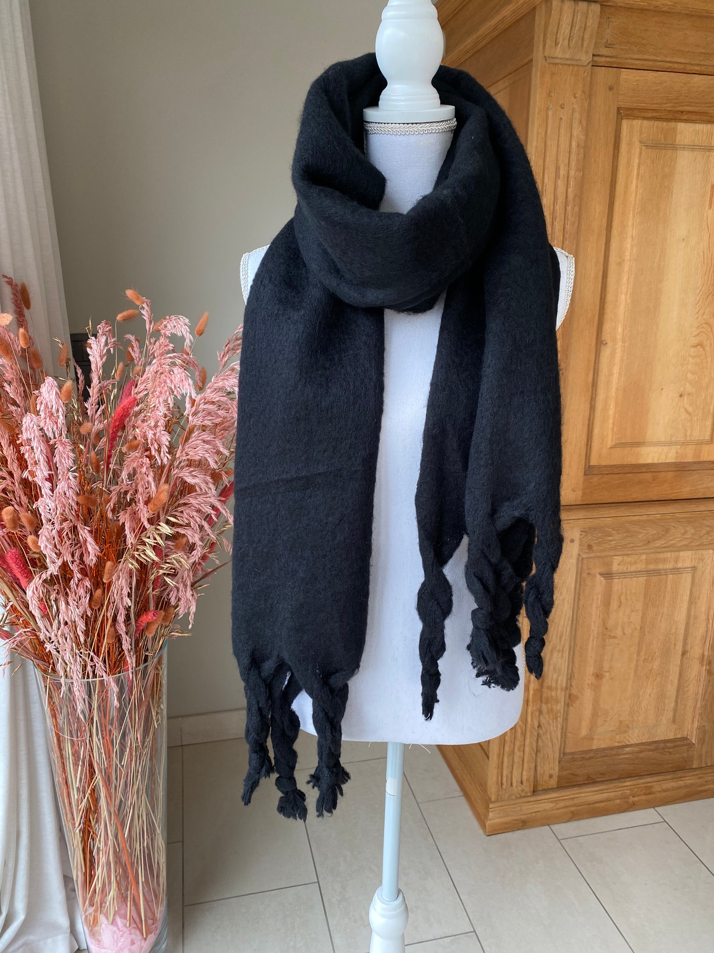 VALERIE scarf black