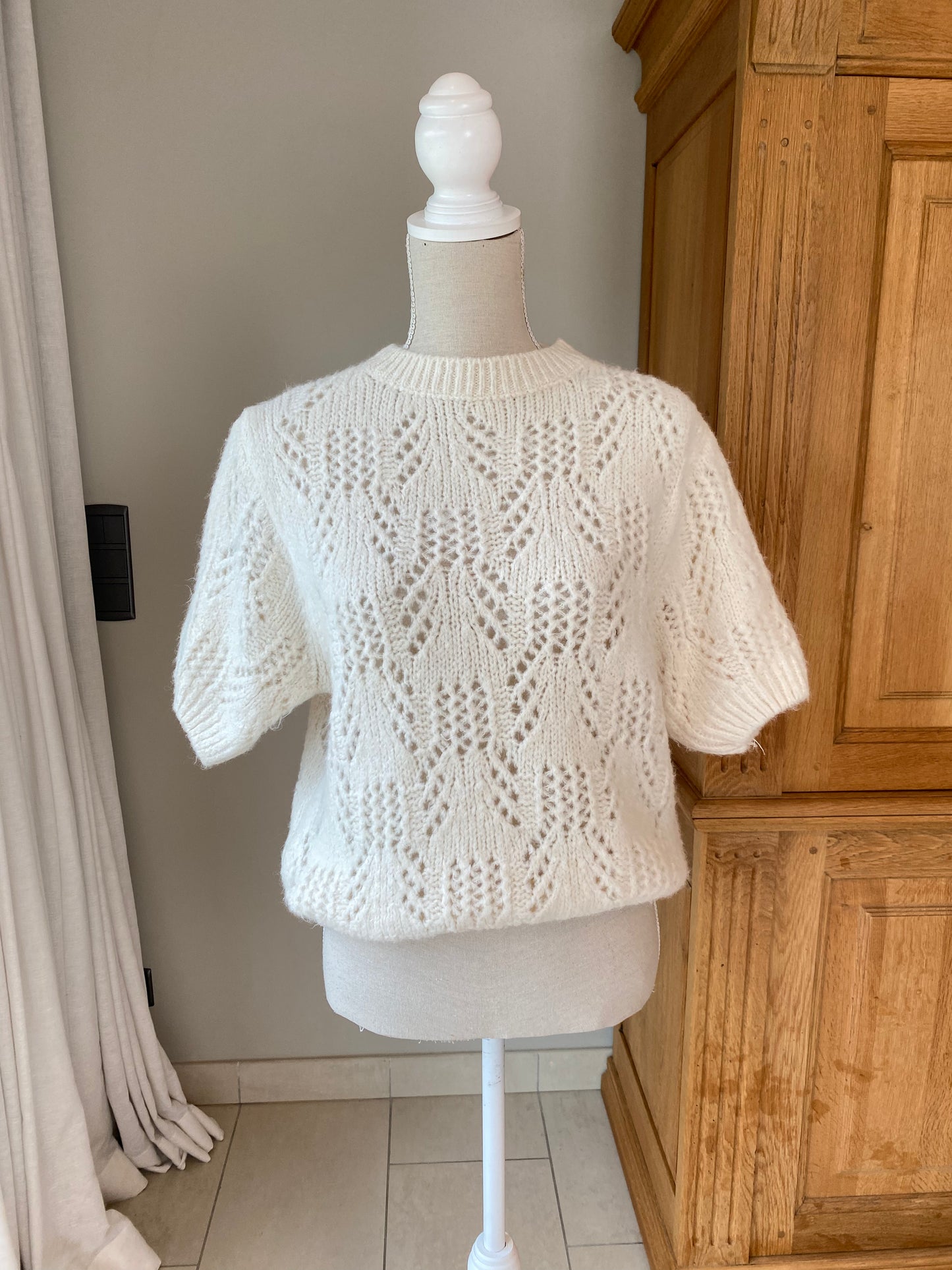 MILA sweater ecru