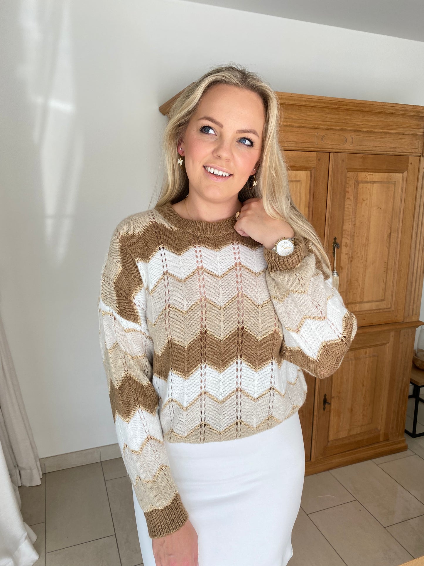 Neutral tone sweater