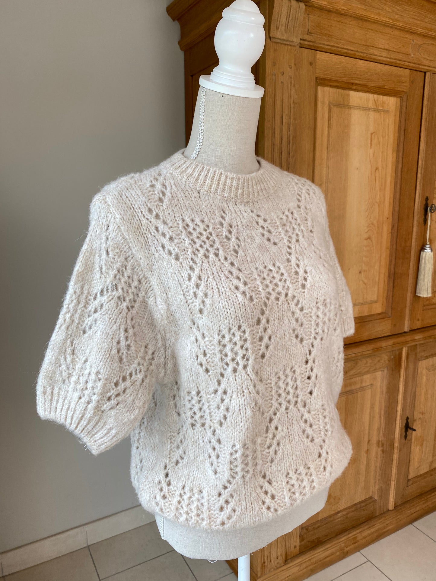 MILA sweater beige