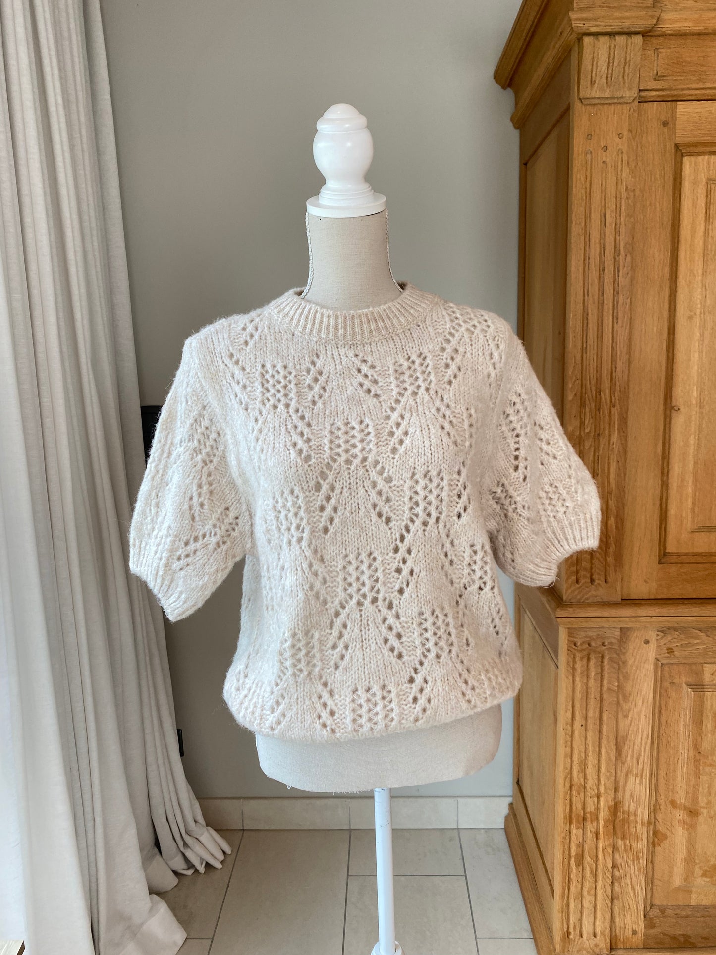 MILA sweater beige