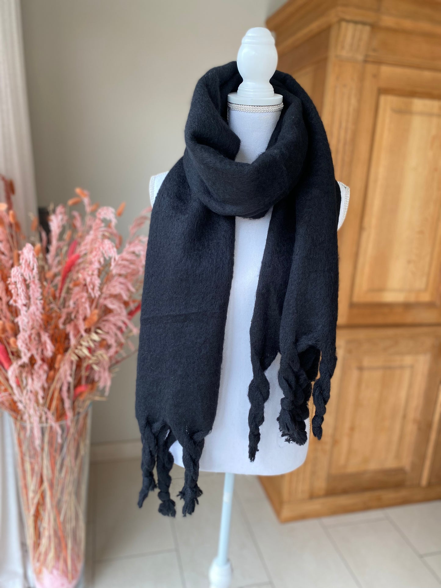 VALERIE scarf black